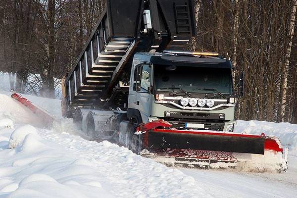 Plow Truck