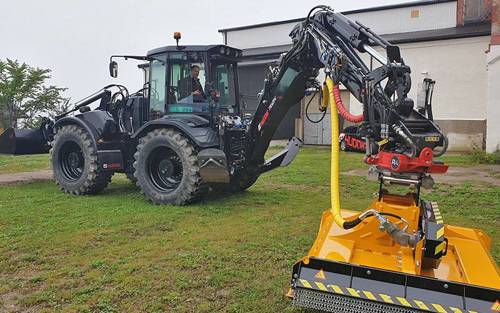 Huddig's electric hybrid version, Tigon, based on its popular backhoe loader.